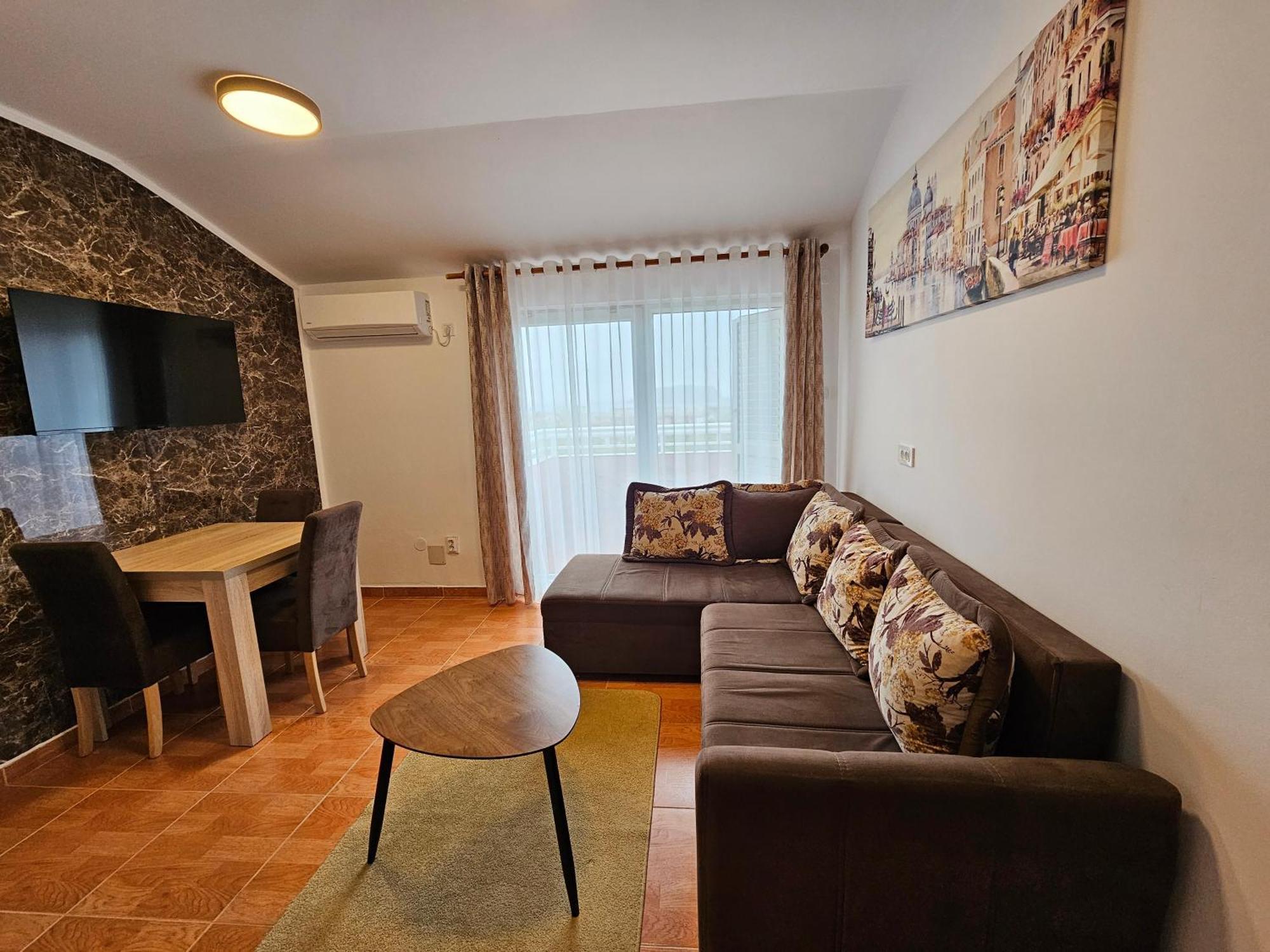 Dom M Apartments Budva Exteriör bild