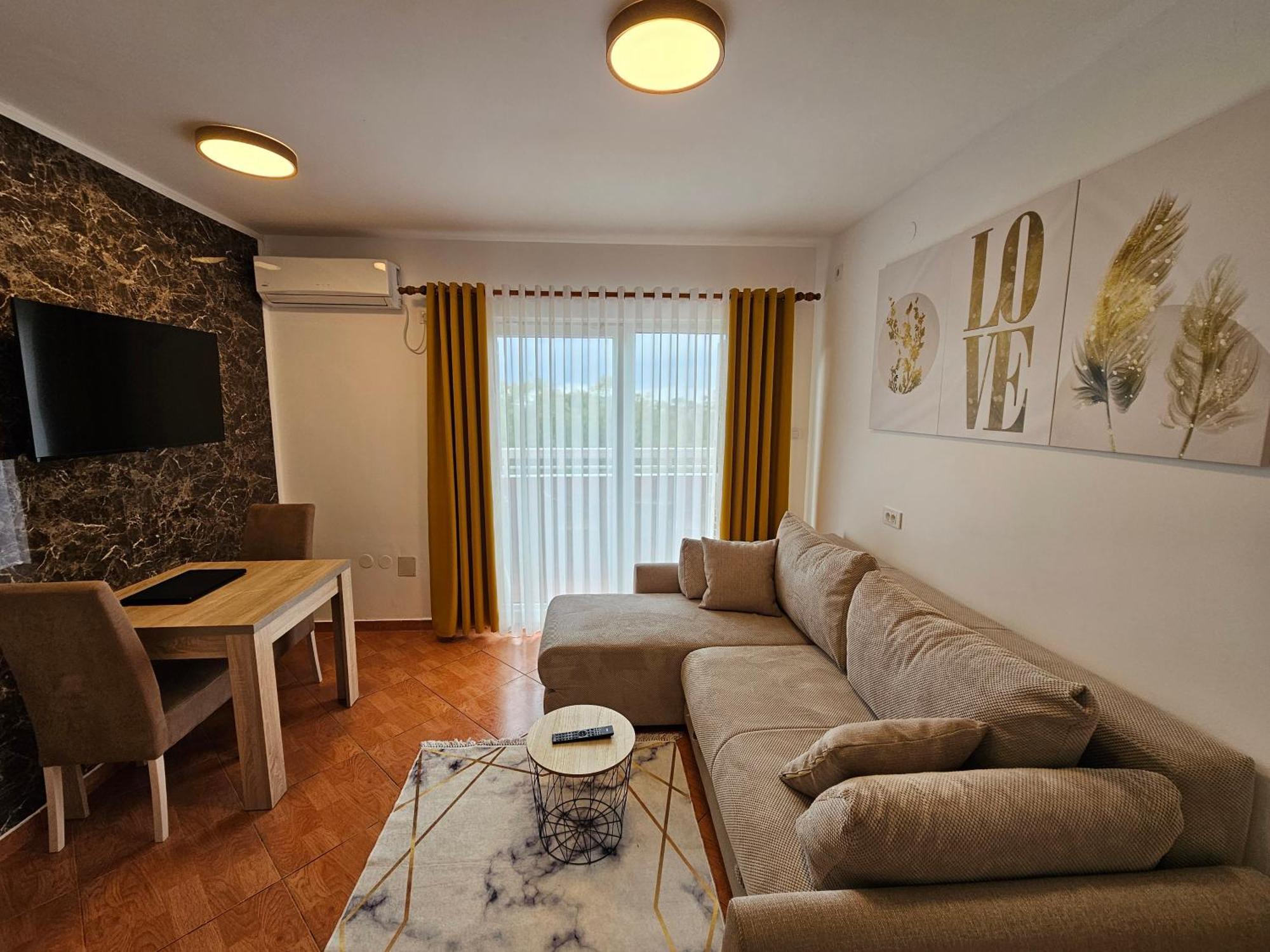 Dom M Apartments Budva Exteriör bild
